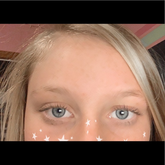 Meet your Posher, Amy - Picture 4 of 6